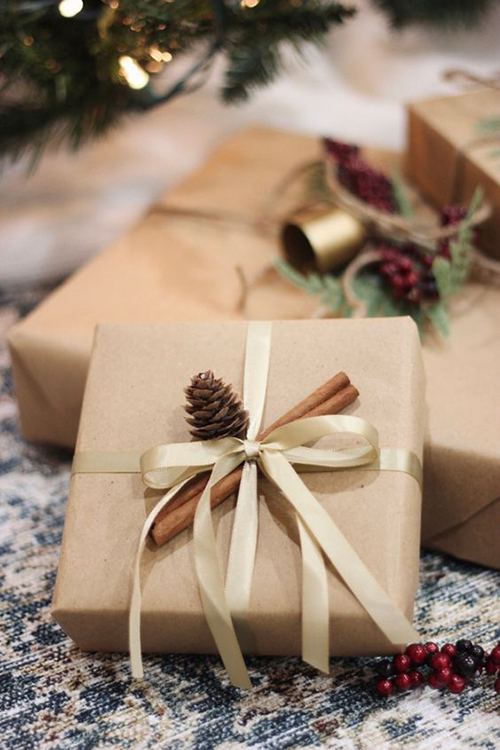 Best DIY gift wrapping ideas: Cinnamon