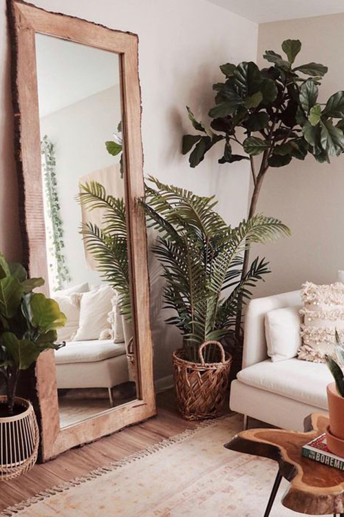 Cute small living room ideas: Lounge room mirror