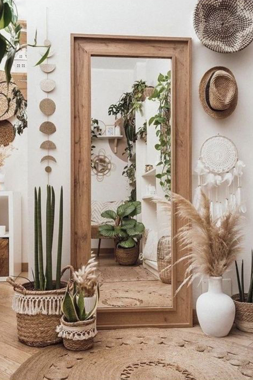 Cute small living room ideas: Lounge room mirror