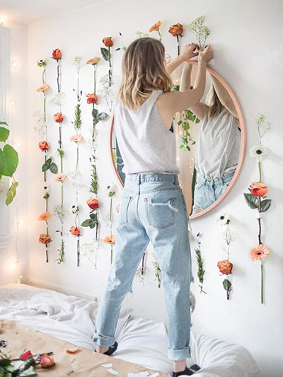 Decorate your Bedroom With Flowers