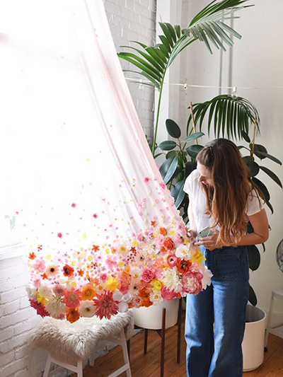 Decorate your Bedroom With Flowers