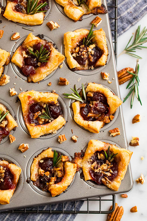 New Year's Eve Party Food: Cranberry and Brie Bites