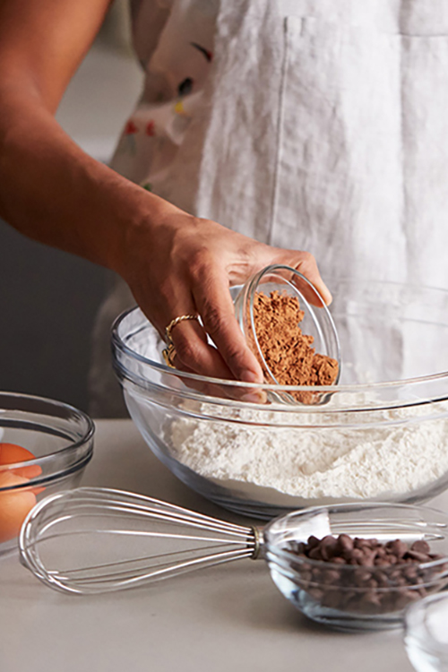 First apartment kitchen essentials: Mixing bowls