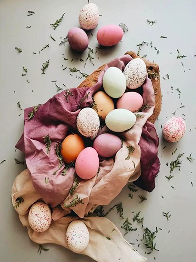 Create a Pastel Easter Tablescape